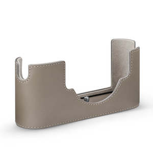 M Camera Accessories: LEICA PROTECTOR M11 TAUPE