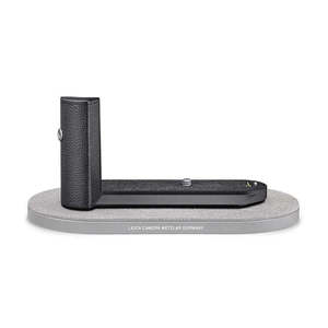 LEICA Q3 WIRELESS CHARGING HANDGRIP HG-DC 1 Q3 MONOCHROM PRE-ORDER
