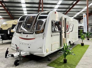 Products: 2016 Bailey Unicorn Vigo Alu-Tech – TRANSVERSE ISLAND BED / FULL END BATHROOM / FULL FRIDGE FREEZER / MOTOR MOVERS VIDEO TOUR, FINANCE AVAILABLE