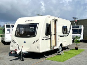 2011 Bailey Orion 430-4 Fixed Bed, AluTech – 4-BERTH / MOTOR MOVERS / FULL END&hellip;