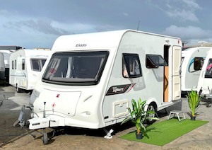2012 Elddis Xplore 304 – SMART & COMPACT 4-BERTH / DINETTE / BUNKS / L-SHA&hellip;