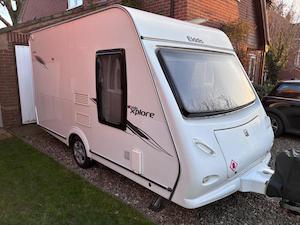 2011 Elddis Xplore 304 – SMART & COMPACT 4-BERTH / DINETTE / BUNKS / L-SHA&hellip;