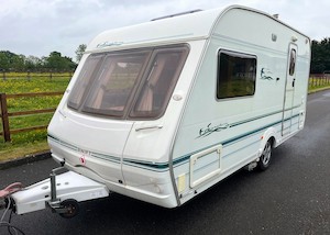 2004 Swift Signature 15-2 – LIGHTWEIGHT / 2-BERTH / MOTOR MOVERS / CORNER KITC&hellip;