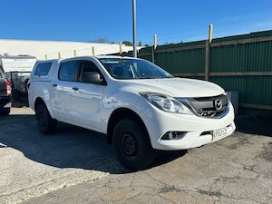2017 Mazda BT-50 GLX D/CAB 3.2TD 4X4 / 1-OWNER / NZ NEW / EX-LEASE / CANOPY / TO&hellip;