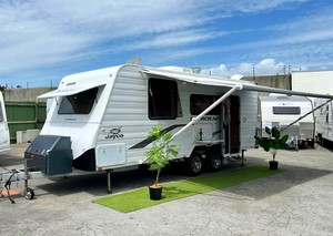 2014 Jayco Starcraft 19.61-2 TWIN AXLE / FULL ENSUITE / QUEEN ISLAND BED / FRESH&hellip;