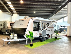 Products: 2013 La Vista Seville Series 2 18.5FT- TWIN AXLE / QUEEN ISLAND BED / FULL ENSUITE / AWNING / SOLAR / FRESH WATER TANKS / HEAT PUMP UNDER CONTRACT