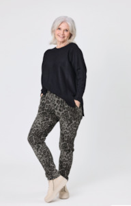All Seasons Knitwear: Annika Pant Grey Leopard
