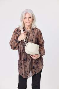 All Seasons Knitwear: Dani Leather Bag - Blonde