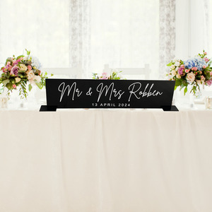 Products: Acrylic Mr & Mrs sign Leo Design Studio