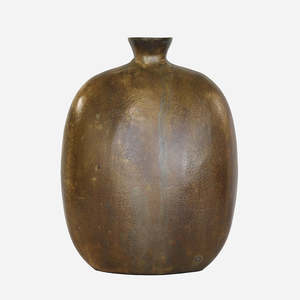 Casablanca Medium Urn Vase in Reactive Brass Finish