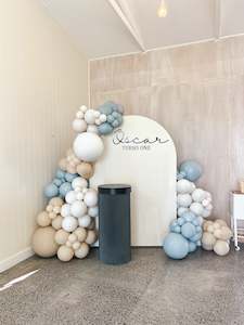 Hire Items: Classic Arch Package