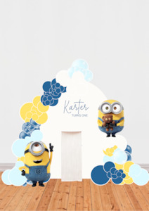 Themed Classic Arches: Themed Classic Arch - Minions