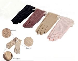 Female Short Gloves
