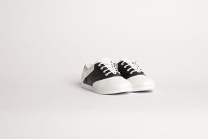 7818-1 – Gentlemen’s 1950’s Vintage Inspired, Black and White Leather ” &hellip;