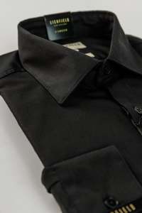 0100 - The Classic Black