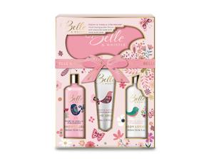 category_id: 5637270580: Belle & Whistle Peony & Vanilla Strawberry Gift Set 4pcs