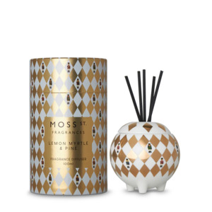 Giftware: Moss St 350ml Diffuser Pine & Clove