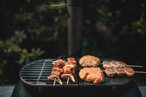Products: Ozpig Big Pig Flat Iron BBQ Plate - Lifestylels