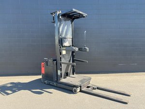 EP JX3 2017 - Liftrucks