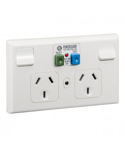PDL695RCD10WH PDL 600 Double Switched Socket RCD 10mA 10A White