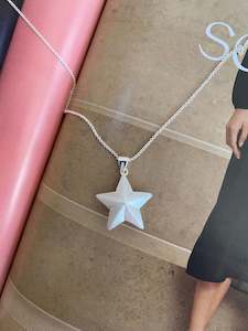Necklace: NAM17NS36
