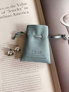 Display: Gift Bag - Swarovski