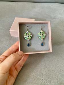 Rhea Drops: RHE205H32