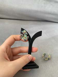 Rhea Hoops: RHE521H32