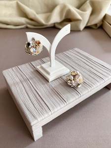 Rhea Hoops: RHE468F33