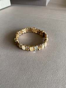 Rhea Necklaces: RHE385BH18