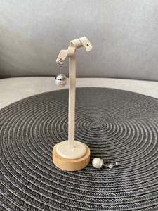 Ophelia: LOR29F12 (2 colours)