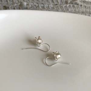 Thea: Matte Tulip Hook Earrings - THE08