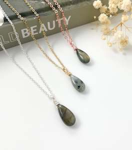 Mini Luna S: Labradorite Drop - 18 inch