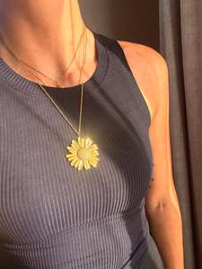 Gold Necklaces: Sunflower Necklace