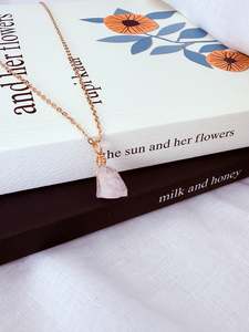 Gold Necklaces: Rose Quartz Gold Necklace