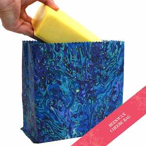 Kiwiana Collection: Paua Blue Cheese Bag