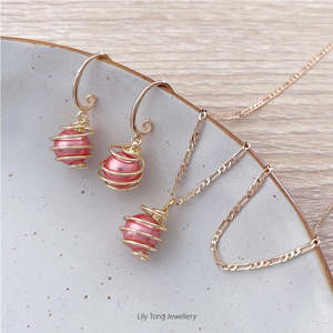 Spiral Caged Pearl Pendant Necklace & Earrings #0699 Light Red