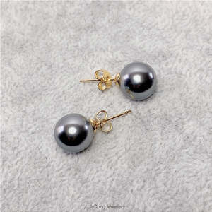10mm Shell Pearl Stud Earrings (Grey)