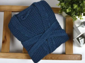 Bathroom Linens: Linen/cotton bathrobe