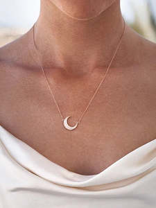 Millo Necklace Fine Moon