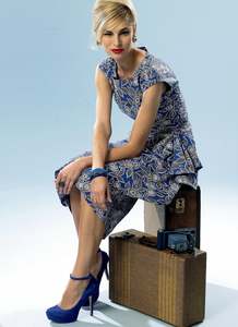 Fabric And Patterns: Butterick Pattern B5880 Misses'/Misses' Petite Dress and Belt