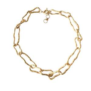 Necklaces: Fluid Necklace | Gold