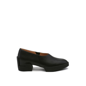 Cubic Pump - Black