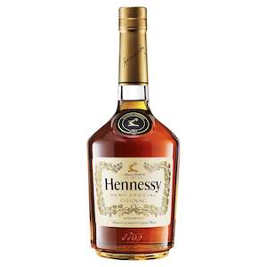 Brandy Cognac: Hennessy VS 700ml