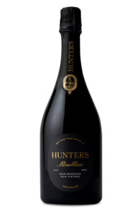 Specials: Hunters MiruMiru Brut 750ml