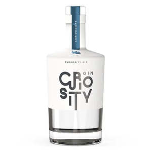 Curiosity Dry Gin 700