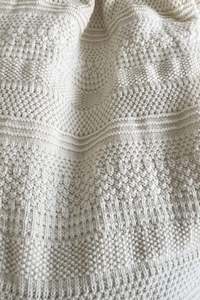 Accessories: Knit and Purl Blanket - Knitting Kit