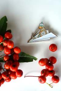 Flying Kiwi Enamel Pin