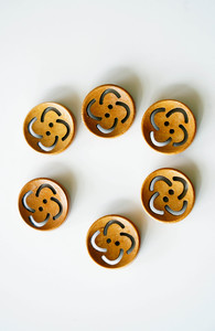 Notions: Poppy Wooden Buttons