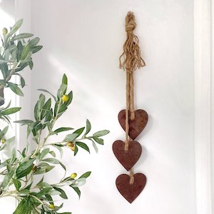 hearts wall hanging | corten